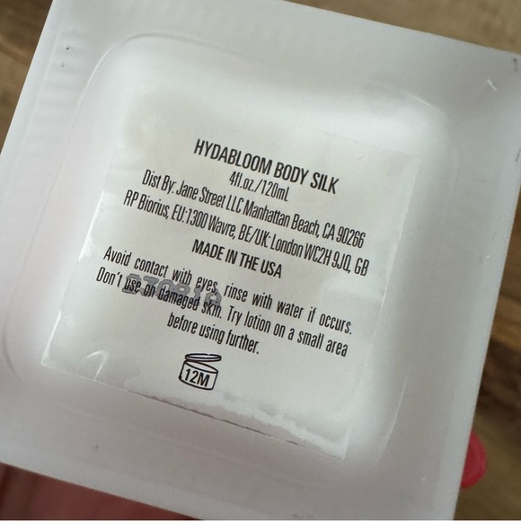 NEW Saint Jane Beauty Hydrabloom Body Silk With Hyaluronic Acid ~ 4 oz 🌺 - Picture 10 of 11